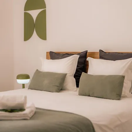 Apartment Carmo House