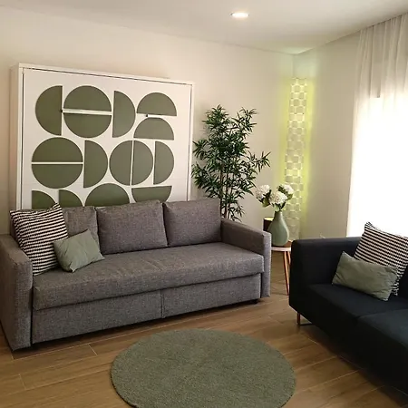Apartment Carmo House